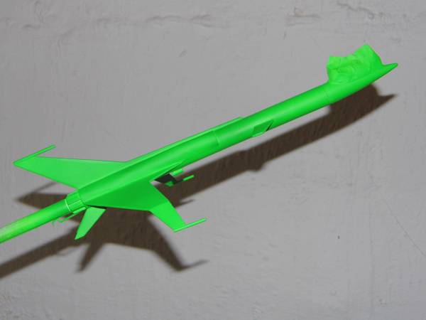 Fluorescent Neon Green paint