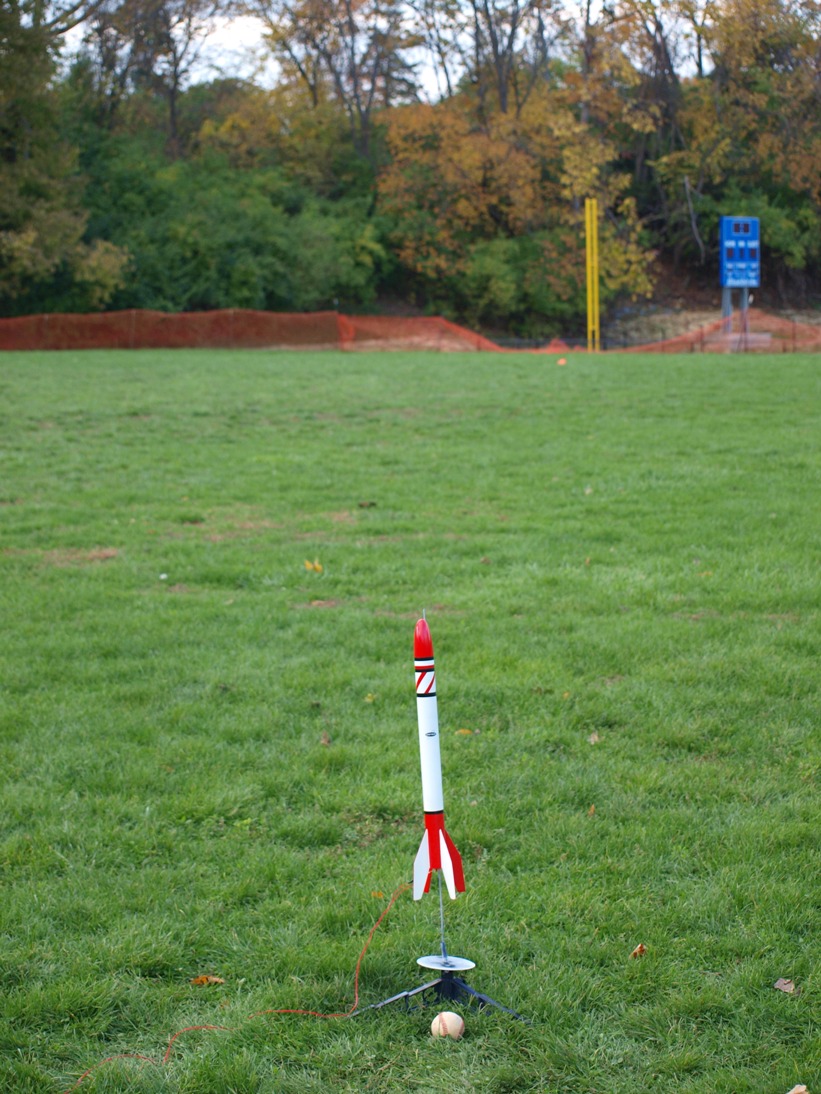 Retro Rocketry Mini Der Red Max