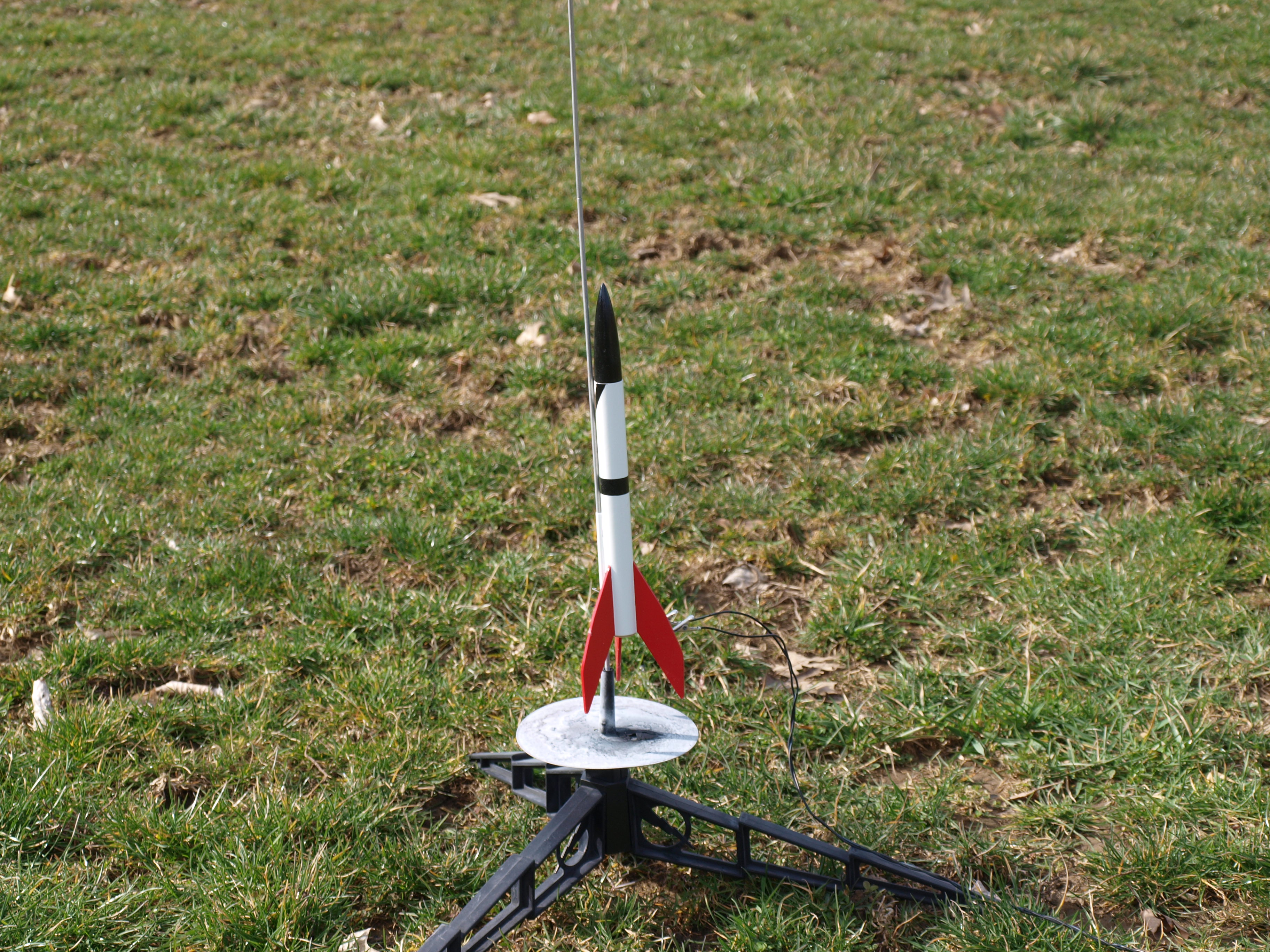 Semroc Flying Model Rocket Kit Sky Hook KV-9 