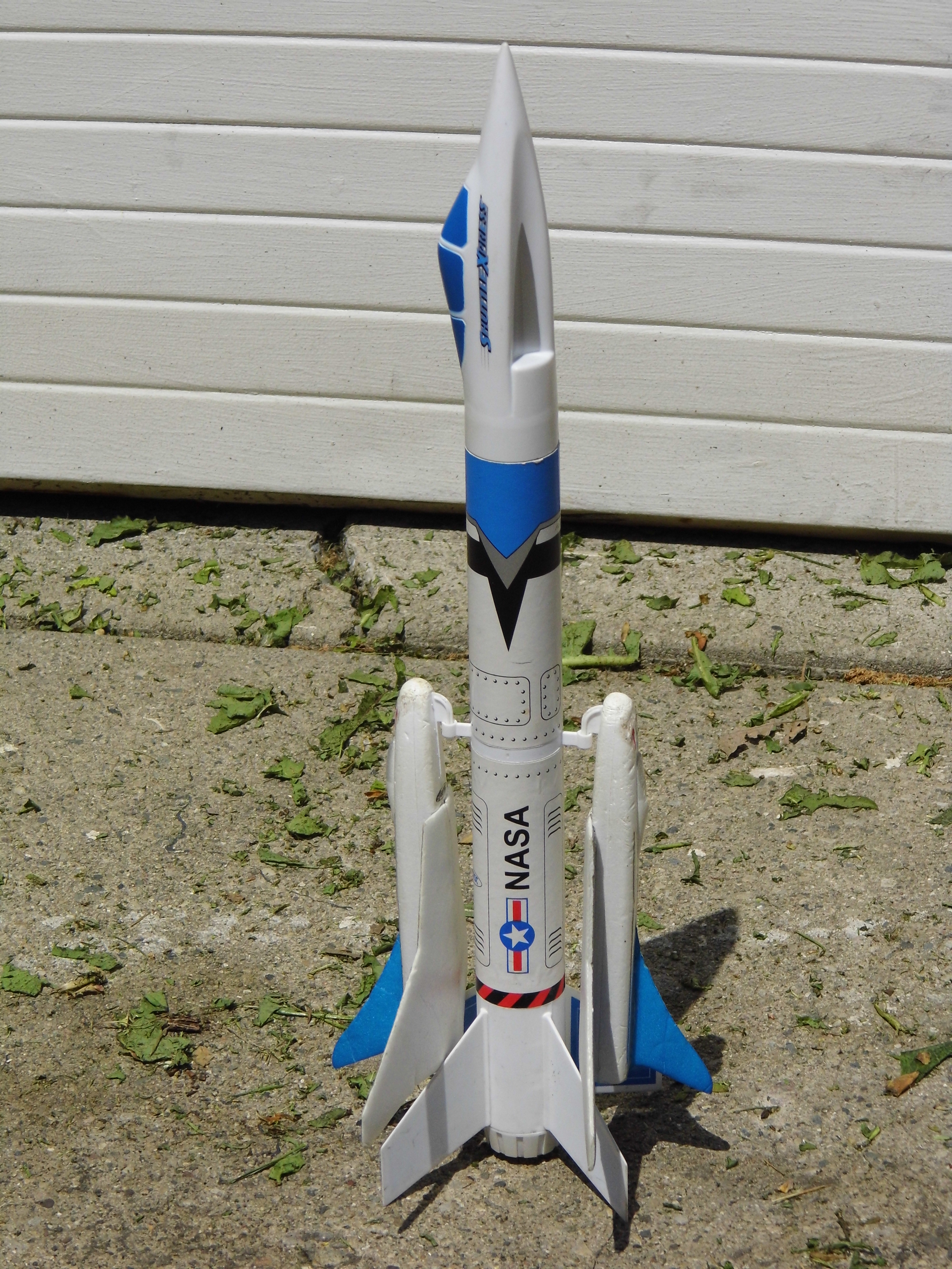 Estes Flying Model Rocket Kit Shuttle Express 2183 