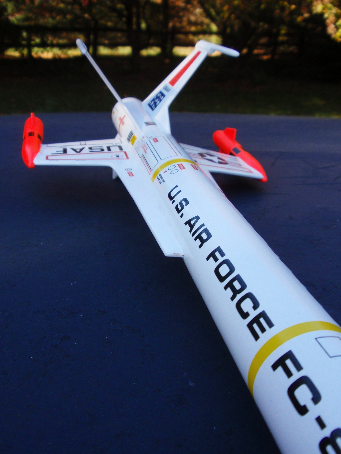 Estes Flying Model Rocket Kit Interceptor 1250 