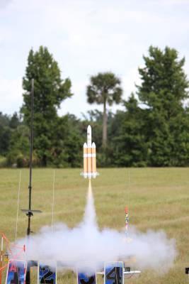 Carl's Delta IV Heavy