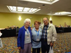 Bracha Smith with Gleda and Vern Estes