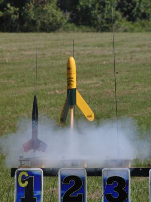 Estes Mega Mosquito Lift-Off